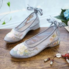 Arisu Flower Embroidery Sheer Ballet Lace-Up Flats - 3 Colors – watereverysunday Vintage Dress Shoes, Shoes Ballet Flats, Head And Heart, East Meets West, Lace Up Flats, Low Heel Sandals, White Flats, Flower Embroidery, Lace Pattern