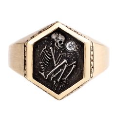 This four-sided signet is a reminder to choose your words wisely lest this be the end, handmade by DMD in North Carolina for Fiat Lux. Shallow Grave, Memento Mori Ring, Handmade Fine Jewelry, Best Jewelry Stores, Memento Mori, Men's Rings, Signet Ring, Black Diamond, White Diamond