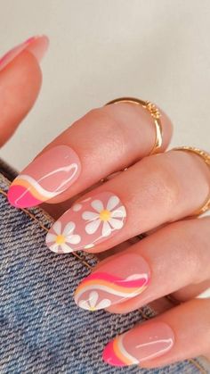 Mid Length Nail Designs Summer, Nail Inspo Summer Bright, Mail Ideas Almond, Summer Nail Designs Flowers, Cute Summer Acrylic Nails Almond, Preppy Summer Nail Designs, Nail Ideas Acrylic Preppy, Nail Ideas Tropical Vacation, Spring Nails Design 2024