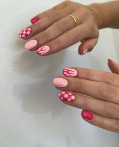 30 Spring Pastel Nails To Try This Year 2023 Nail Art Summer Nails Summer Rounded Nails, Bright Checkered Nails, Short Almond Nail Inspiration, Short Nails Inspiration Spring, Short Checkered Nails, Nail Checkered, Softball Nail Designs, Funky Pink Nails, Pink Fire Nails