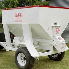 T&S Manufacturing Inc. Trip Hopper Cattle Feeder 3000lb Cattle Cake, Cattle Feeder, Alfalfa Hay, Farm Tractor, Farm Equipment, Bike Design, 4 Inch, Trailer, Cake