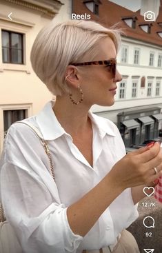 Short Hair Undercut, Blonde Pixie Haircut, Mullet Hairstyle, Short Hair Haircuts, Short Hair Styles Easy, Short Blonde Hair, Bob Haircuts, Short Hair With Layers, Trendy Short Hair Styles