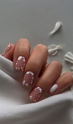 5. White Flower Outline Sheer Nails Even though the weather can’t seem to make it’s mind up ( morning, lovely sunny and the next... Future Nails, Sheer Nails, Milky Nails, 2024 Nails, Her Nails, Leopard Nails, Short Nail Designs, Nails 2024