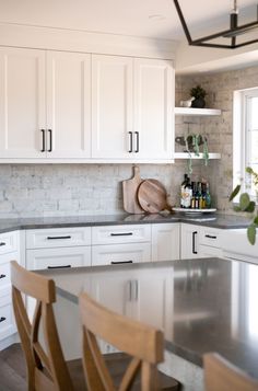 the kitchen counter is clean and ready for us to use