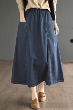 Welcome the arrival of bold autumn style with our Early Autumn High-waisted literary A-line Denim Skirt. Crafted from stretch denim, this piece is designed to fit you like a glove and provide a tailored silhouette. With its bold A-line shape and chic literary design, this skirt is sure to turn heads. Elevate your look with this sophisticated and timeless addition. A Line Denim Skirt, Pocket Stitching, Stitching Dresses, 60 Degrees, Early Autumn, Autumn Style, Early Fall, Bag Dress, Cardigan Jacket