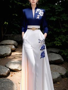 Olivia Mark - Refined Blossom-Elegant Apparel Fashion 60s, Elegante Casual, فستان سهرة, Floral Maxi Skirt, Looks Chic, Elegant Shirt, Style Mistakes, Mode Inspiration, Classy Dress