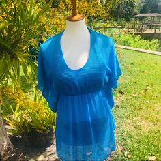 Beautiful Lightweight And Airy Nylon/Spandex Butterfly Effect Coverup Has Scoop Neck. There Is Elastic Under Bust For Form Fit. See Picture Above For Measurements. Turquoise Butterfly, Jordan Taylor, Black Cover Up, Beach Caftan, Beach Kaftan, Blue Jordans, Beach Coverup Dress, Butterfly Effect, Yellow Ties