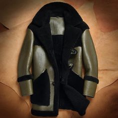 A newly designed jacket especially made for extreme winters. It gives you inner warmness and make you enjoy this cold weather. This jacket is finely constructed with sheep skin and wool, making it resistible from harsh, cold & breezy weather. Mens Shearling Coat, Breezy Weather, Over Coats, Mens Leather Coats, Dapper Dudes, Leather Factory, Mens Fur, Sheep Skin, Sheepskin Coat