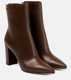 Piper 85 leather ankle boots in brown - Gianvito Rossi | Mytheresa Mid Heel Ankle Boots, Bottega Veneta Cassette, Dr Shoes, Rossi Shoes, Brown Ankle Boots, Mid Heel, Heeled Ankle Boots, Gianvito Rossi, Brown Boots