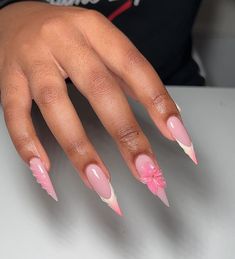 Long Acrylic Nail Designs, Gel Nails Diy, Girly Acrylic Nails, Simple Acrylic Nails, Glow Nails, Classy Acrylic Nails, Nails Only