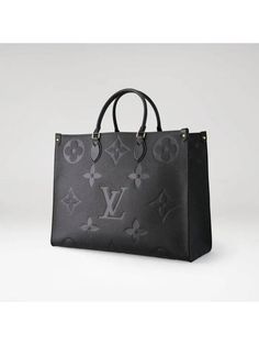 Gender: Women Brand: LOUIS VUITTON Product Name: Onthego Monogram GM Tote Bag Black Bags Alora Code: 53274693 Color: black Composition: Cowhide Leather Origin: France Designer Style ID M44925 Black Leather Tote Bag, Tote Bag Black, Business Professional, Carry All Bag, Vuitton Bag, Leather Handles, Designer Style, Black Bag, Product Name