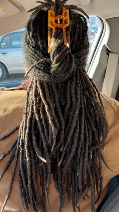 Claw clip with locs. Dreads With Claw Clip, Locs In Hair Clip, Claw Clips Locs, Loc Styles With Claw Clip, Locs Hair Clips, Claw Clip Locs Hairstyles, Thick Long Locs, Locs And Claw Clips, Locs Claw Clip Style