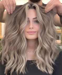 Mushroom Blonde Hair Color, Mushroom Blonde Hair, Beige Hair Color, Dark Ash Blonde Hair, Mushroom Blonde, Beige Blonde Hair Color, Trendy Fall Hair Color, Blond Beige, Beige Blonde Hair