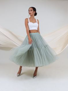 Ruffled Tulle Skirt / Tiered Skirt / Bridesmaid Bustle Tulle - Etsy Stretch Pleated Full Skirt Petticoat, Stretch Full Petticoat With Pleated Skirt, Green Tulle Bottoms For Summer, Green Tulle Flared Skirt, Elegant Green Tulle Skirt Bottoms, Green Tulle Maxi Skirt For Summer, Summer Green Tulle Maxi Skirt, Green Tulle Skirted Bottoms, Fitted Pleated Tulle Skirt