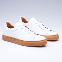 The Geon series leather sneakers model has been meticulously produced, with both its outer and inner surfaces made of 100% natural leather. This ensures a high-quality and durable structure. The casual sneaker's sole is made of rubber, a flexible material manufactured from the latex of certain tropical plants, and it is designed to be 3 cm in height, providing comfortable steps.If you are looking for men's sneakers, handmade shoes, or casual footwear made of natural leather, Raar Wear is the bes Custom Lace-up Leather Sneakers With Gum Sole, White Leather Sneakers With Stitched Sole, Custom Leather Lace-up Sneakers With Gum Sole, Custom Leather Sneakers With Gum Sole, Modern Leather Custom Sneakers With Gum Sole, White Casual Sneakers With Leather Lining, Casual White Sneakers With Leather Lining, Luxury Custom Leather Sneakers With Gum Sole, Luxury Leather Custom Sneakers With Gum Sole