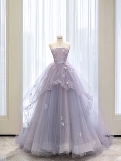 Pretty Ball Gowns Princesses, Ball Gowns Pastel, Debut Gowns 18th Elegant Purple, Debut Dresses Filipino Purple, Ball Dresses Purple, Purple Debut Dress, 18th Debut Dress, Tulle Evening Dress Princesses, Vestidos Xv Aesthetic