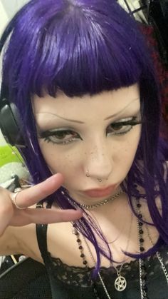 Edgy Wolf Cut Hair, Purple Hair Makeup, Hair Dye Underneath, Goth Hair Dye, Black And Purple Hair, Purple Goth Hair, Grunge Purple Hair, Pink And Black Scene Hair, Pink And Black Emo Hair