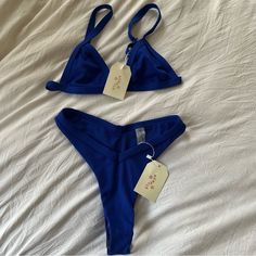 Royal Blue Aurelle Bikini Size Small Blue Underwire Swimwear For Summer, Royal Blue Swimwear For Summer Party, Royal Blue Stretch Swimwear For Summer, Royal Blue Swimwear For Summer Swimming, Blue Bra-friendly Swimwear For Poolside, Blue Bra-friendly Swimwear For Beach Party, Blue Underwire Swimwear For Poolside, Blue Stretch Swimwear With Bra Friendly Feature, Fitted Royal Blue Swimwear For Pool