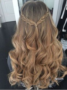 Halloweenský Makeup, Hoco Hairstyles, Penteado Cabelo Curto, Wedding Hairstyles For Long Hair, Homecoming Hairstyles, Aesthetic Hair, Prom Hair, Wavy Hair