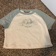 Angel Ribbed Cropped Baby Tee, Mint Green And Cream. Size Small. Great Condition, Never Worn Cute Ribbed Cotton Tops, Cute Ribbed Tops, Angel Crop Top, Outfits Dr, Mint Color, Baby Angel, Cute Everyday Outfits, Green Tops, Green Cream