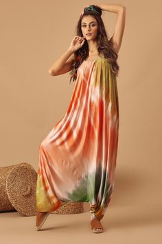 Tiy Diy, Boho Style Jumpsuit, Tie Dye Maxi, Beach Casual, Fabulous Fabrics, Ladies Tops Fashion, Comfy Outfits