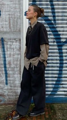 Baggy Rainy Day Outfit, Outfits With Pinstripe Pants, European Layered Fashion, Tshirt Over Shirt Outfit Women, Women Streetwear Winter, Dressy Emo Outfits, Sweater Vest And T Shirt, Simple Attractive Outfits, Baggy Collared Shirt Outfit