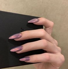 Pair any of these fall & winter 2024 nail trends with your favorite cozy knitted sweaters, trench coats, and pumpkin-spiced latte. Black Nail Designs, Cozy Knit Sweater, Short Nail Designs, Fall Winter 2024, Pumpkin Spice Latte, Winter 2024, Nail Trends, Black Nails