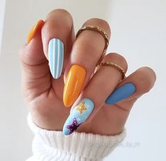 29 Ideas Summer Nail Beach: Trendy Beach-Themed Manicures for Stylish Summer Vibes Nail Beach Designs, Beach Nails Designs, Beach Nail Art Designs, Nails Ocean, Nails For 2023, Nails Tropical, Nails Mermaid, Palm Nails, Ocean Nails