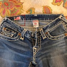 Preowned True Religion Jeans! In Great Condition & Has Extra Minor Stitching Next To Back Left Pocket (Last Photo). Size 24 And They’re Flared At The Bottom! Cinch Jeans, True Religion Jeans, Photo Size, Jeans Color, Lookbook Outfits, Fancy Dresses, True Religion, Colored Jeans, Fit Inspo