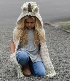 Unicorn hat and scarf pattern for your little one! Find this crochet pattern and more baby inspiration at LoveCrochet.Com. Crochet Unicorn Hat, Velvet Acorn, Unicorn Hat, Hood Pattern, Crochet Unicorn, Super Bulky Yarn, Haken Baby, Hooded Scarf, Bulky Yarn