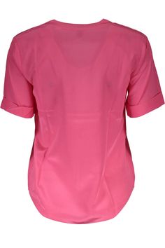 Unveil your vibrant side with this stunning pink Gant short sleeve T-shirt, accentuating a chic V-neck cut that displays timeless appeal. As you slip into this 100% silk top, the luxurious feel becomes a second skin, exuding an air of effortless sophistication. Stamped with the exquisite Gant logo, this piece is not just clothing, but a statement. Perfect for an elevated day look or a casual evening ensemble, it’s a versatile must-have for any fashion-forward wardrobe. – Material: 100% Silk – Co Luxury Pink V-neck Top, Swedish Clothing, Gant Logo, Silk Tops, Women Tshirt, Elegante Casual, Casual Evening, Clothing Retail, Pink Silk