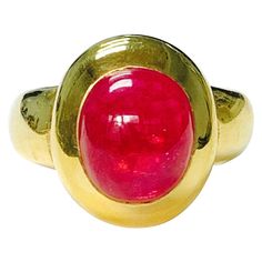 Rubellite cabochon Engagement Ring In 18K Yellow Gold. The details are as follows : Rubellite cabochon weight : 6.73 carat Metal : 18k Yellow Gold Ring size : 6 3/4 Garden Of Good And Evil, 18k Yellow Gold Ring, Yellow Gold Ring, Jewelry Rings Engagement, Lily Pads, Yellow Gold Rings, 18k Rose Gold, Unique Rings, Ring Verlobung