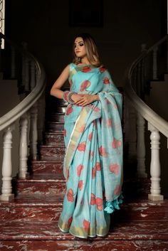 Linen Blue Printed Saree with Cotton Blouse - Ria Fashions Monochrome Saree, White Saree, Linen Saree, Blue Saree, Printed Saree, Organza Saree, Saree Dress, Soft Silk Sarees, Cotton Blouse