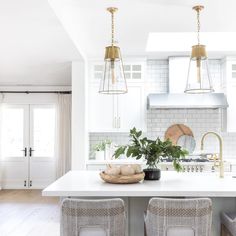 the kitchen is clean and ready to be used as a breakfast nook or bar