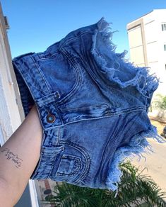 Crazy Jeans, Dark Skin Boys, Cute Dress Outfits, Stylish Summer Outfits, Cute Lazy Outfits, Lazy Outfits, Short Jeans, Shorts Jeans, Teen Fashion Outfits