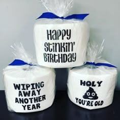 Toilet Paper Roll Bathroom Sign Toilet Paper Holder Designed Bag Gift For Men Gift For Him Boyfriend Gift Bathroom Decor. 1 Toilet Paper You Can Choose One Of These Signs Or Custom Your Phrase. The Design Is Only On The Outermost Sheet. This Roll May Be Used In Cases Of "Emergency." Ribbon Varies Based On Inventory. There May Be A "Royal Blue, Red, Pink Ribbon On The Tp Roll. Each Tp Roll Is Wrapped In Cellophane. Thanks Homemade Birthday Gifts, 50th Birthday Gag Gifts, Christmas Toilet Paper, Gag Gifts Christmas, Funny Bathroom Signs, Funny Birthday Gifts, Funny Bathroom, 60th Birthday Party, Gift Valentine