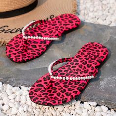 Patterned:LeopardMaterial:Faux leatherHeel Type:FlatClosure:Pull onPrinting Type:Random PrintingHeel Hight:Flat HeelItem ID:NT71028 Leopard Print Synthetic Sandals For Beach, Leopard Print Synthetic Sandals For The Beach, Summer Leopard Print Synthetic Sandals, Summer Slide, Faux Leather Heels, Slide Sandals, Leather Heels, Types Of Printing, Flip Flops