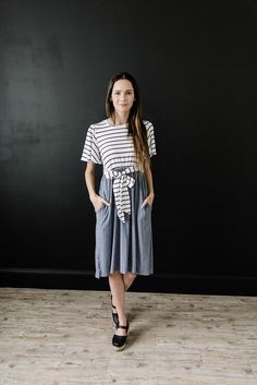 This modest striped dress is navy blue and white. It is a casual, colorful style, but is still classy. It makes a great outfit for summer and you can wear it to work. It has pockets and is midi. Purchase now! #stripeddress #modest Navy Dress Outfits, Outfit For Summer, Millennials Fashion, Going Out Outfits, Autumn Outfit, Colorful Style