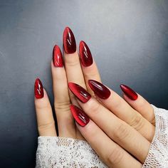 Winter Christmas Nails Cat Eye, Cat Eye Burgundy Nails, Red Jelly Cat Eye Nails, Nails Acrylic Cat Eye, Dark Red Cat Eye Nails, Red Magnetic Nails, Cranberry Nails Fall, Red Cateye Nails, Nails Rouge