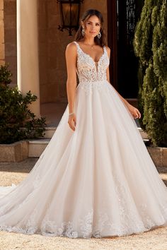 Sophia Tolli Wedding Dress Sophia Tolli: ST615 - Sebastian Plunge Wedding Dress Neckline, Sophia Tolli Wedding Dresses, Ideas Bodas, Sophia Tolli, 2025 Wedding, Sequin Evening Dresses, Ball Gown Skirt, Wedding 2024, April 6