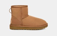 Classic Mini II Boot Ugg Store, Classic Ugg Boots, Ugg Classic, Classic Boots, Velvet Tops, Real Fur, Classic Mini, Ugg Boots, Keep Warm