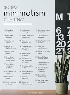 Minimalist Challenge, Minimalism Challenge, Minimalism Lifestyle, Summer Books, 30 Day Challenge, Minimalist Lifestyle, Self Care Activities, Planner Organization, House Cleaning Tips