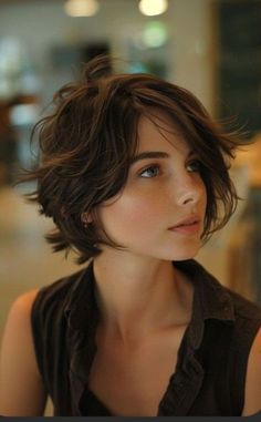 #BEAUTY, #RELATIONSHIPS #Fashion #Animals #Outfits #Winter Outfits #Animals Hair Mistakes, Hair Inspiration Short, Messy Short Hair, Haircuts For Wavy Hair, Short Wavy Hair, Short Wavy, Haircut And Color, Short Hair Haircuts, Hair Dos