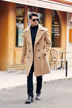 Stay Stylish This Winter: 20+ Top Winter Outfits for Men 3 Pea Coats For Men, Winter Outfits For Men, Long Coat Outfit, Winter Pea Coat, Long Coat Men, Peacoat Men, Long Peacoat, Trench Coat Outfit, Coats For Men