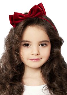 girls velvet bow headband Ddlc Plus, Flower Girl Hair Bows, Christmas Party Hairstyles, Hairstyle Ideas Easy, Christmas Velvet, Pageant Hair, Indoor Family, Crystal Crown Wedding, Fabric Hair Bows