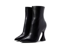 Madden Boots, Shoes Steve Madden, Steve Madden Boots, Leather Loafer Shoes, Chunky Heels Sandals, Black Leather Heels, Stiletto Pumps, Suede Ankle Boots, Black Booties