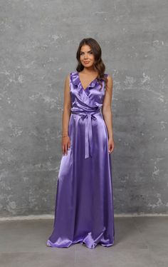 Satin Dress Bridesmaid, Ruffle Summer Dress, Beach Bridesmaid Dresses, Summer Bridesmaid Dresses, Max Dress, Dress Lilac, Dress Neck, Dress Wrap, Silky Dress