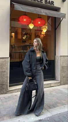 Get inspired with 35+ Fall Outfits You Can’t Get Around on Pinterest This Year! From cute fall outfits to ținută casual looks, these styles are a must-try. Explore overalls outfit ideas and embrace the aesthetic overalls outfit trend. Whether you’re at a pumpkin stand or channeling the VSCO girl aesthetic, these outfits will keep you stylish all season. Find outfit inspo cute enough for any occasion, and don't forget to check out cute pose ideas to capture the perfect shot! Casual Dinner Outfits, Dinner Outfit Casual, Latina Outfits, Dinner Outfits, Cute Fall Outfits, Going Out Outfits, Casual Dinner