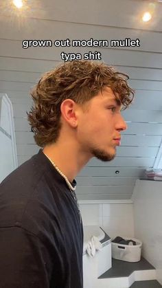 Men Haircut Styles Short Mullet, Low Tapered Mullet Haircut, Male Undercut Curly Hair, Taper Fade Mullet Wavy Hair, Mullet Croptop Hairstyle Men, Flowy Mullet Men, Mullet For Wavy Hair Men, Flow Baseball Haircut, Cowboy Mullet Haircut