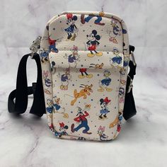 New. Buckle Down Disney Characters Crossbody Purse Bag Cream Star Wars Bag, Cat Flats, Classic Mickey Mouse, Disney Pixar Up, Disney Up, Disney Bag, Loungefly Disney, Coin Bag, Cross Bag